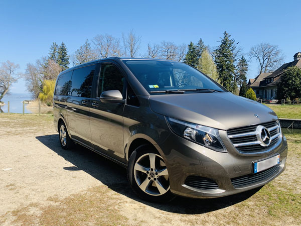 Mercedes-Benz V-class, 8-местный салон.